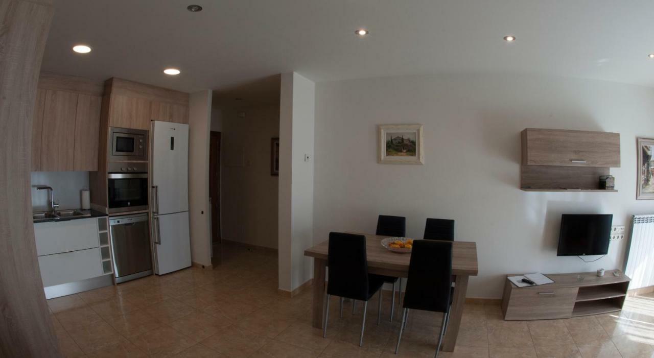 Apartament Sant Quirze De Besora מראה חיצוני תמונה